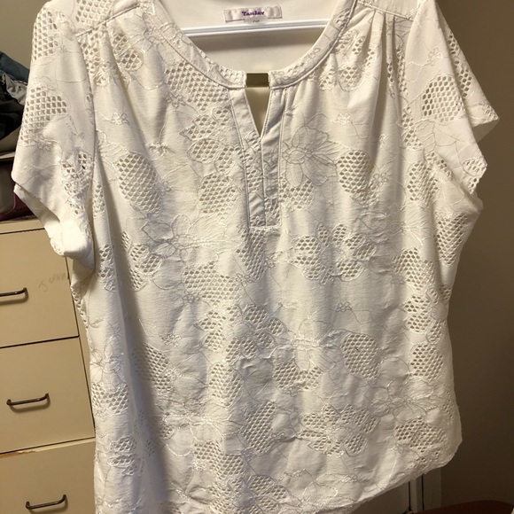 White Lace T-Shirt - Picture 1 of 3